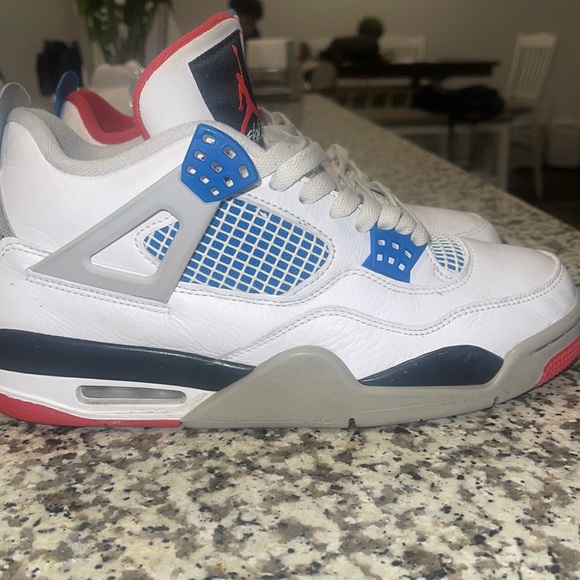 retro 4 what the 4s